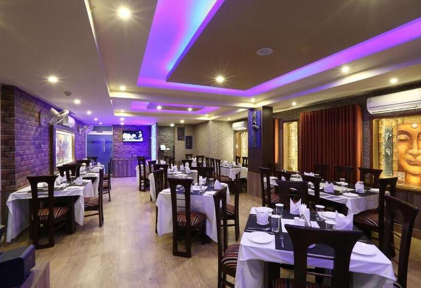 فندق Blue Bird, Nagaon