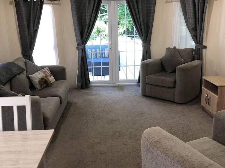 فندق Charming 3 Bed Carven In Hastings