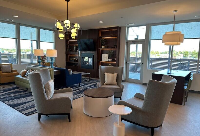 فندق Comfort Inn & Suites Us 60