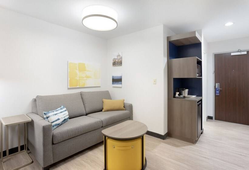 فندق Comfort Inn & Suites Us 60