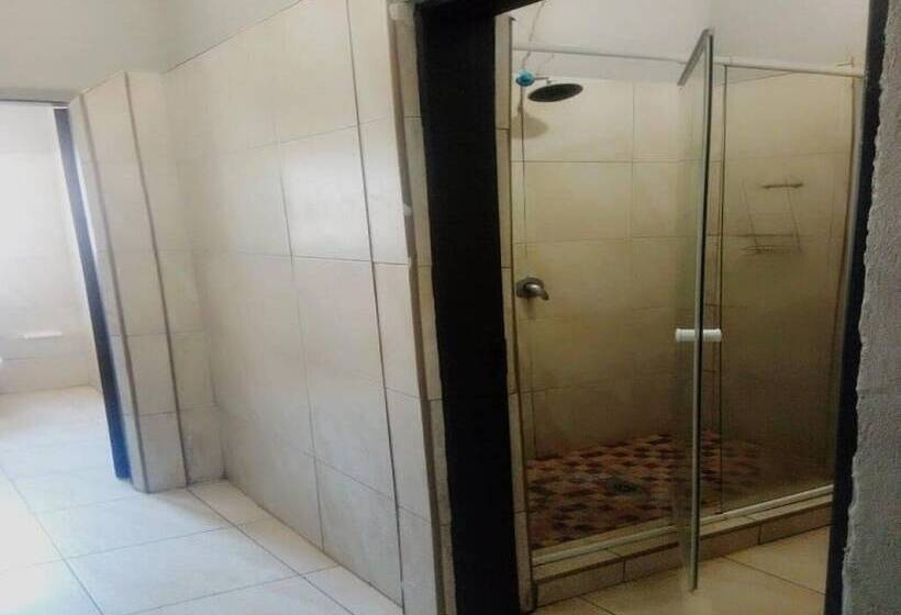 ホテル Dam Vista Retreat