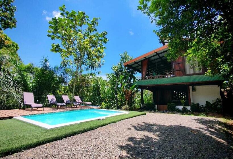 בית מלון כפרי Drake Bay Sunset Lodge