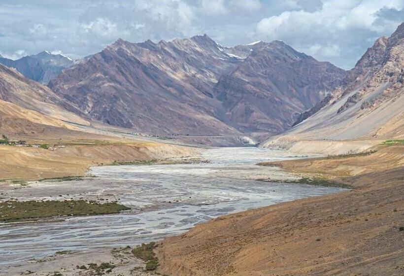 ホテル Echor Mud Huts Tabo, Spiti Valley