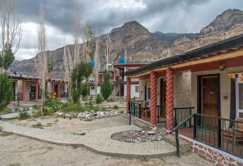 ホテル Echor Mud Huts Tabo, Spiti Valley
