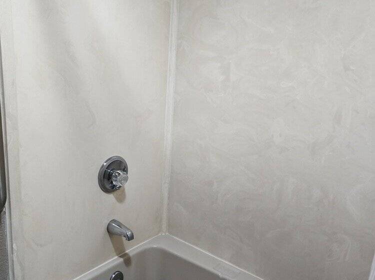 فندق Executive Inn