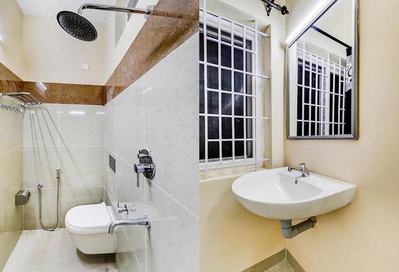 Hotel Fabexpress Uv Residency   700m From Coimbatore International Airport