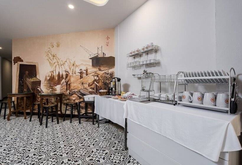 فندق Sunray Beach