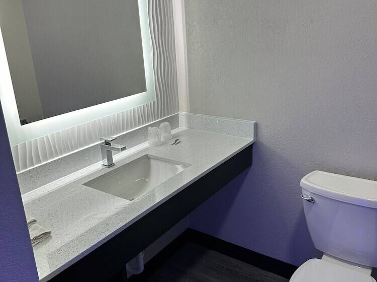 فندق Imperial Suites