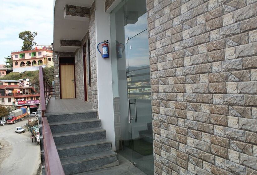 בית מלון כפרי Jalal Palace