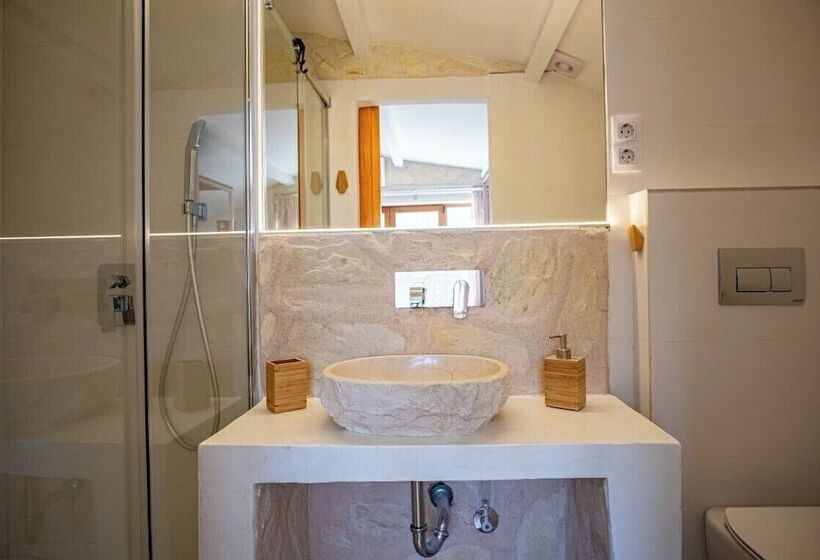 هتل Moona Hostal Altea