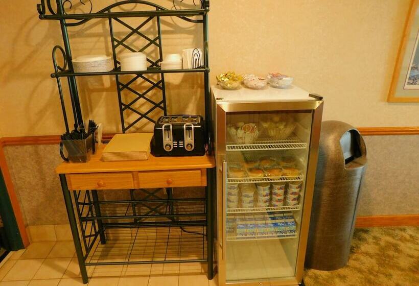 فندق Northwoods Best Inn  Turtle Lake