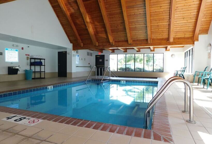 فندق Northwoods Best Inn  Turtle Lake