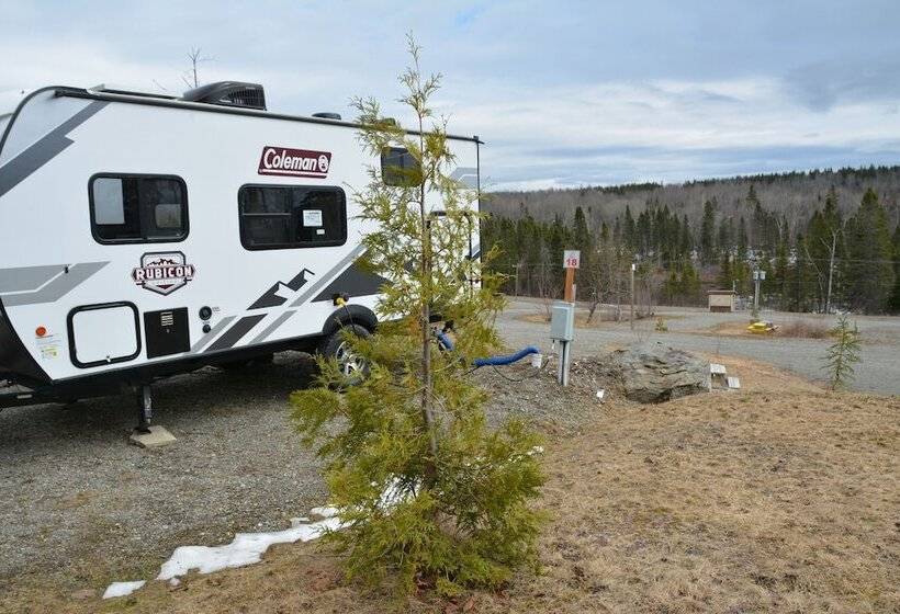 בית מלון כפרי Parc Du Mont Citadelle