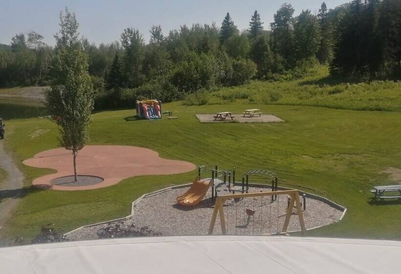 בית מלון כפרי Parc Du Mont Citadelle