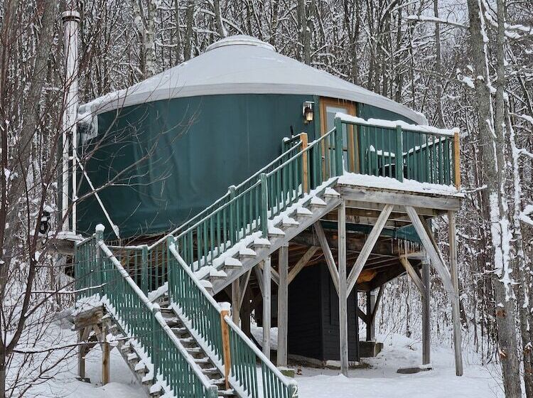 בית מלון כפרי Parc Du Mont Citadelle