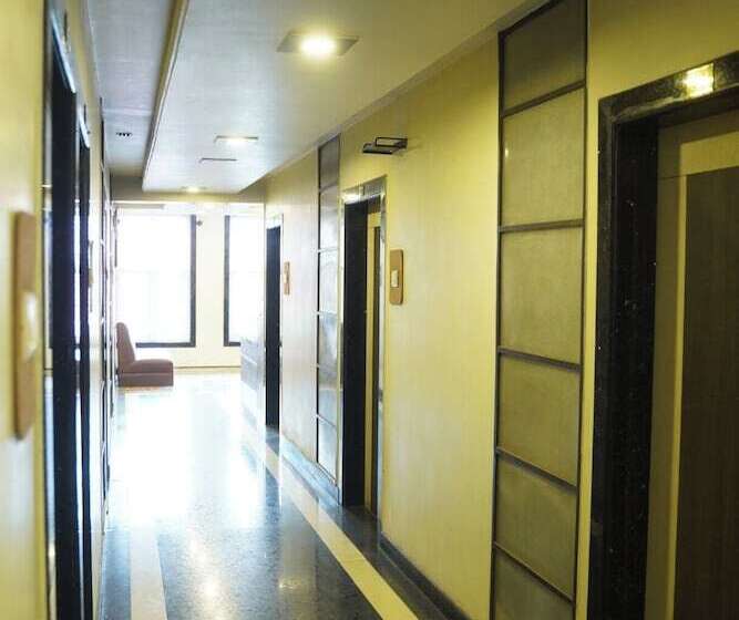 ホテル Prasana Residency