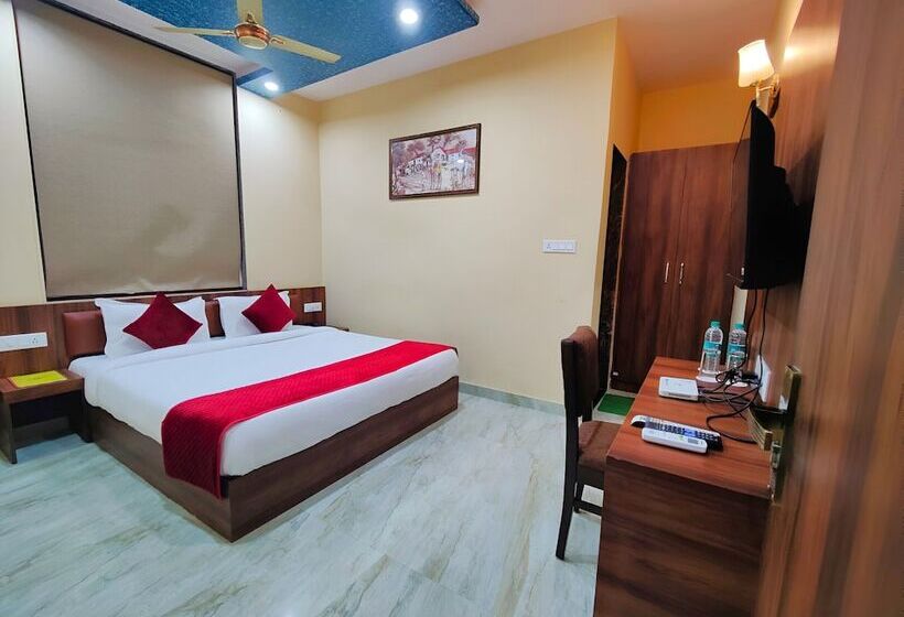 酒店 Ratan Palace By Evara