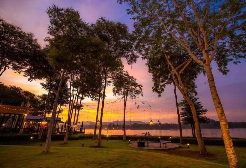 ホテル Rivertree Resort Chiangkhan