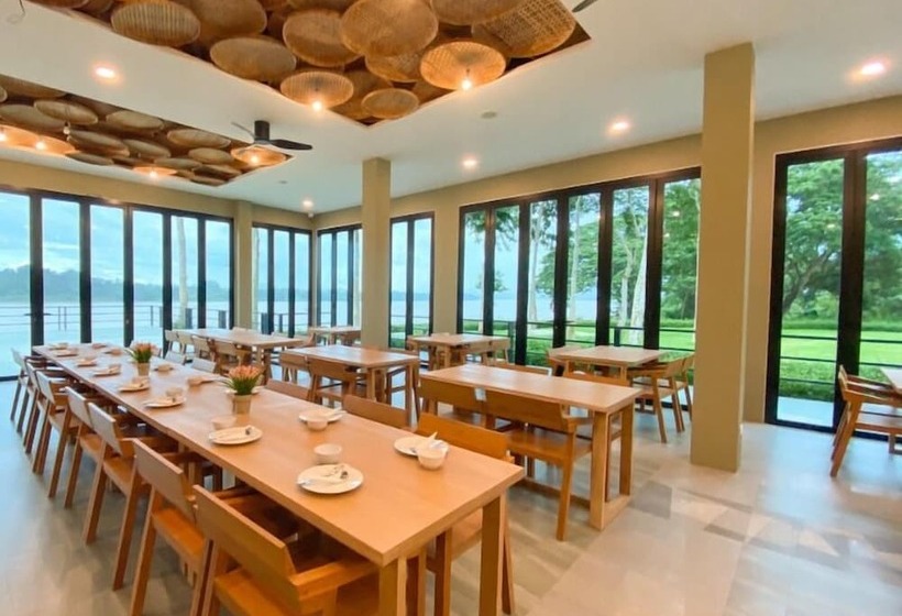 ホテル Rivertree Resort Chiangkhan