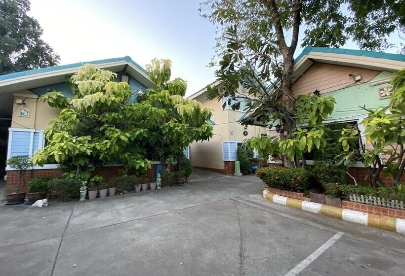 בית מלון כפרי Ruckunresort 1