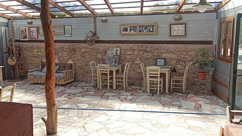 فندق ريفى Akros Oreon