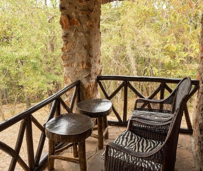 ホテル Sable Mountain Lodge