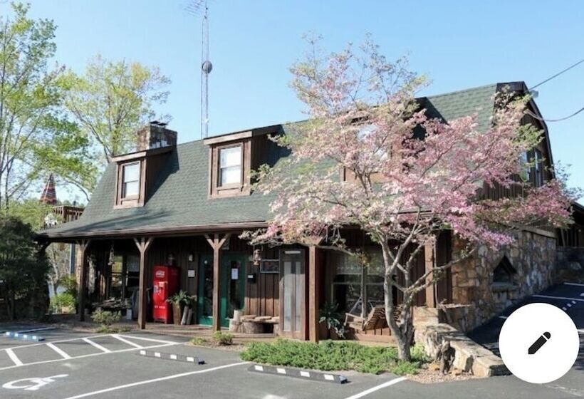 Отель Shady Cliff Resort