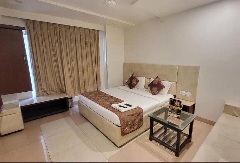 Shree Palace Hotel , Bhopal