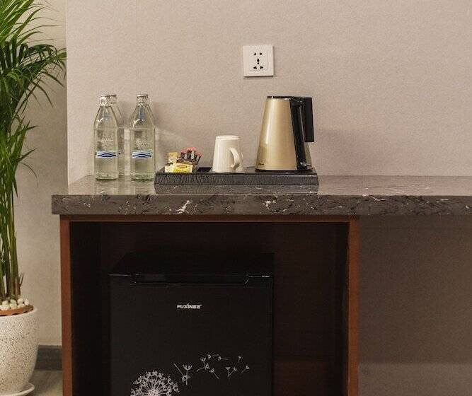 בית מלון כפרי Thapae Twins