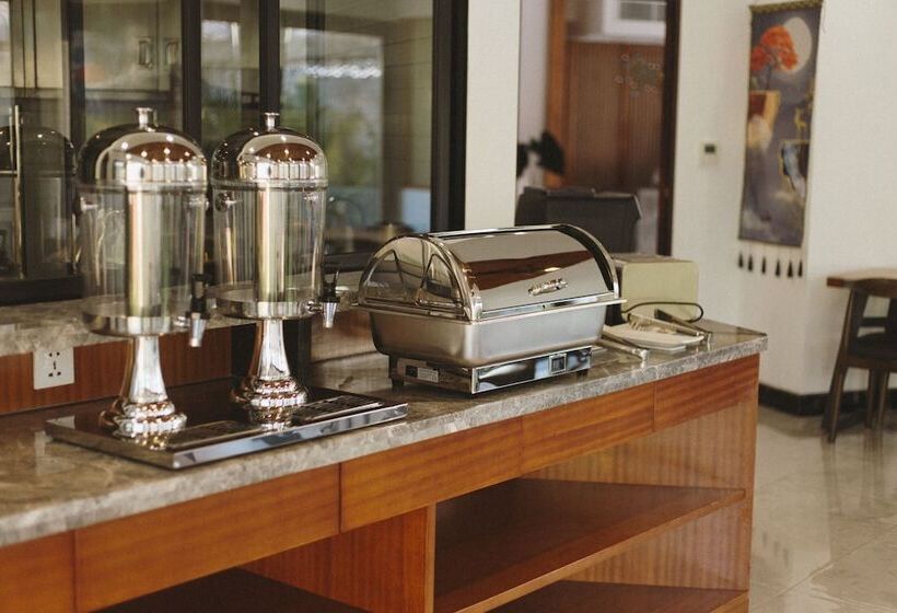 בית מלון כפרי Thapae Twins