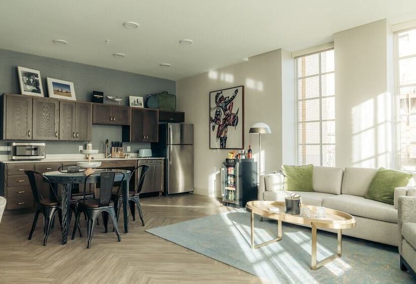 The Olive Ann Hotel, Grand Forks, A Tribute Portfolio