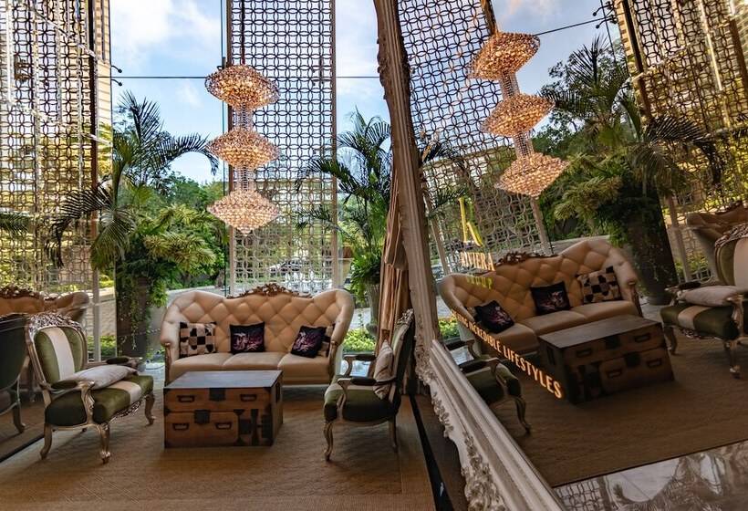 호텔 The Riviera Wongamat By Pattaya Holiday