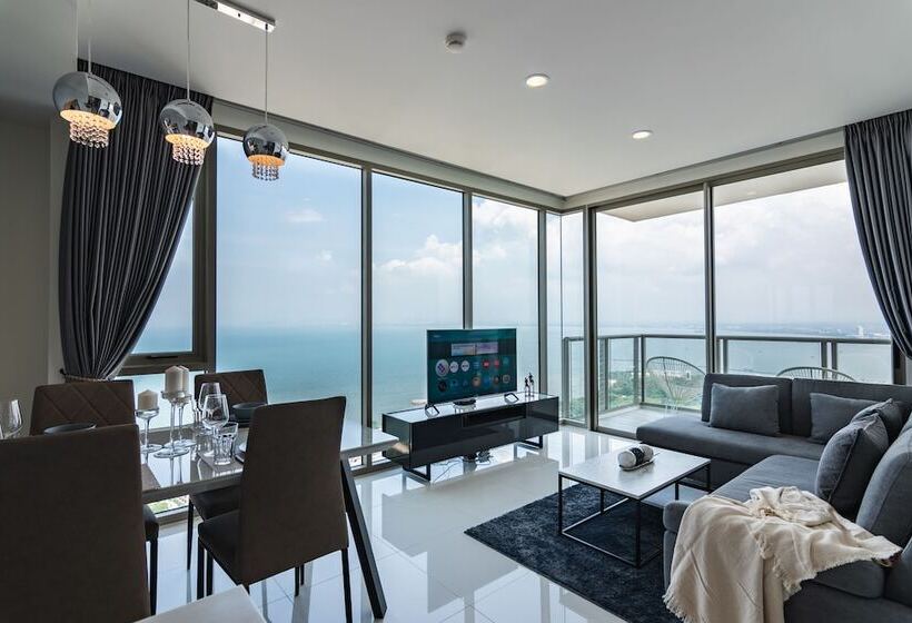 호텔 The Riviera Wongamat By Pattaya Holiday