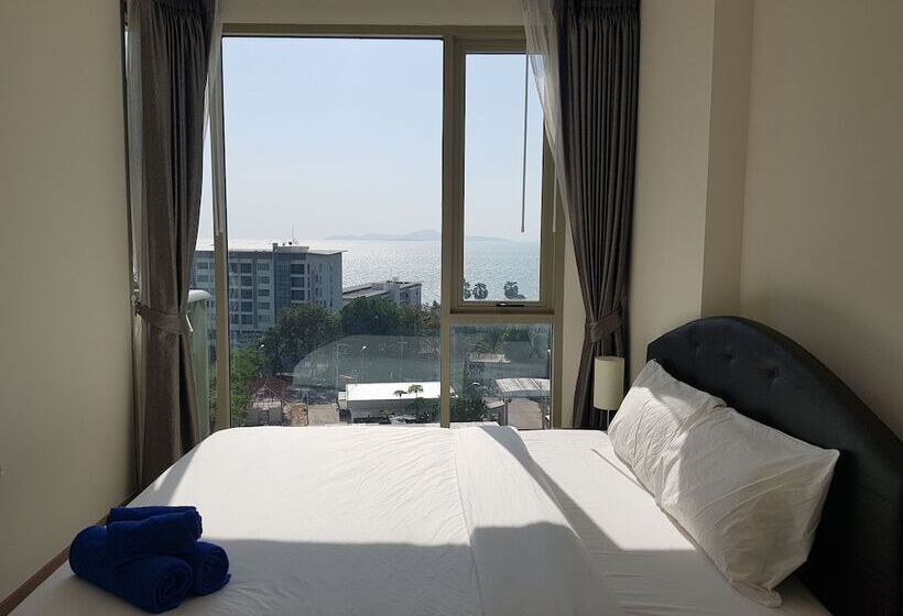 호텔 The Riviera Wongamat By Pattaya Holiday