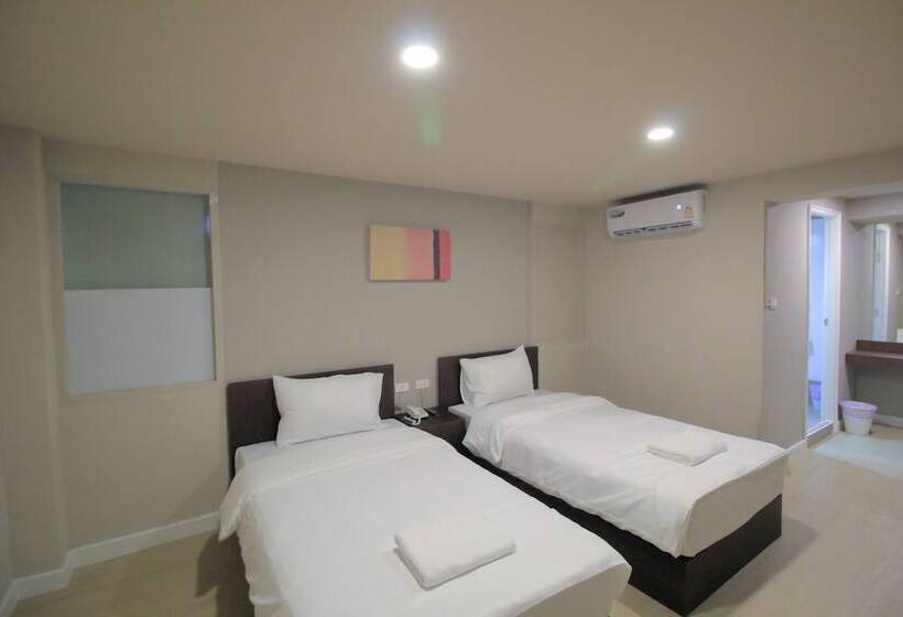 فندق The Sea Bangsaen