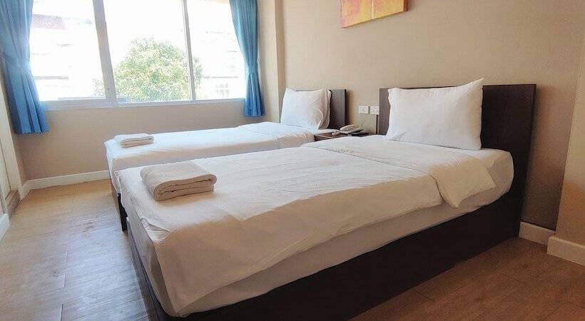 فندق The Sea Bangsaen