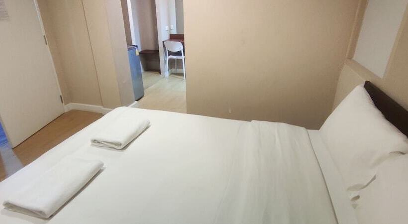 فندق The Sea Bangsaen