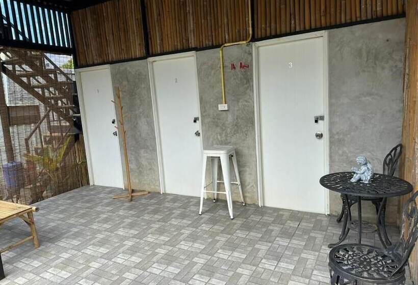 ホテル Yellowstone Cheewa View Khao Kho