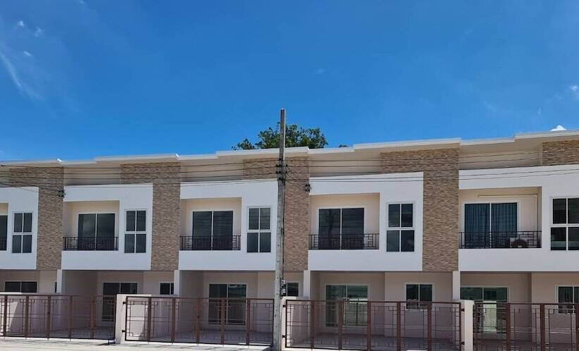 בית מלון כפרי Yyk Homestay