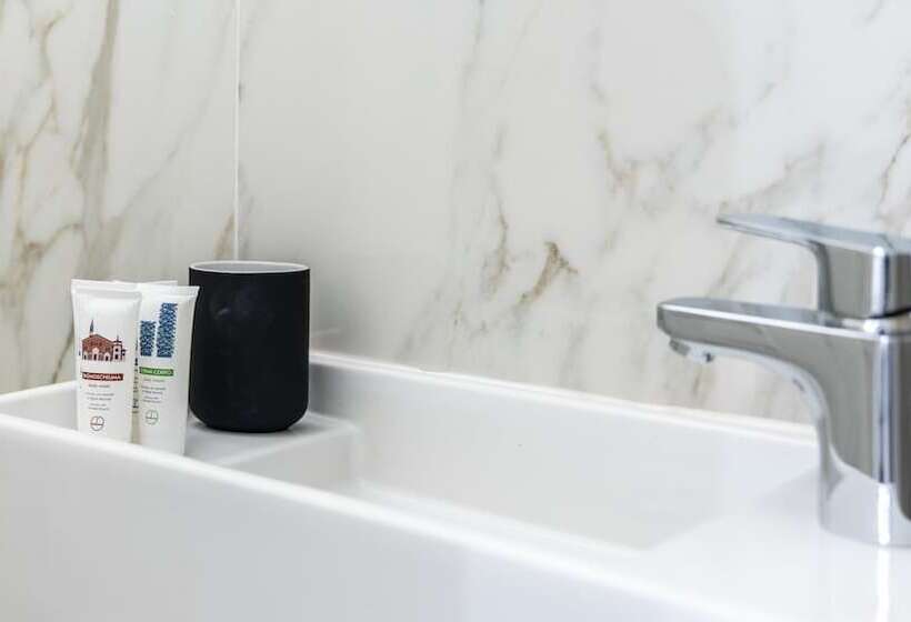 Italianway The B Village Standard