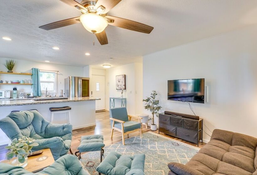 Lovely Kailua Kona Home ~ 2 Mi To Town & Beach!