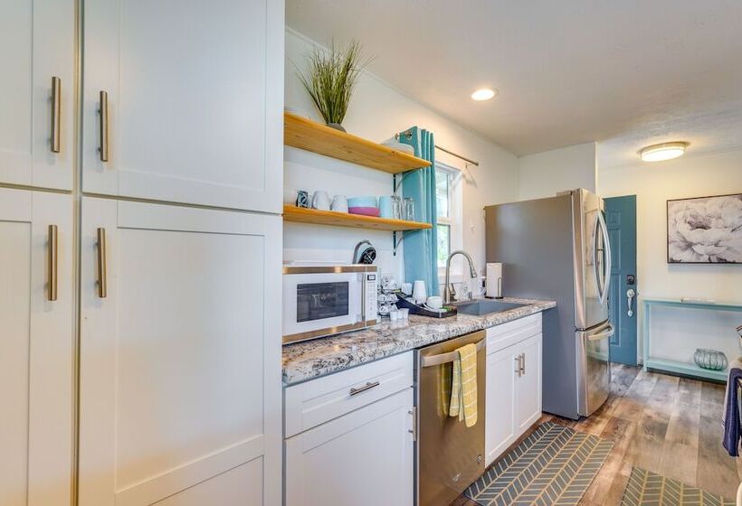 Lovely Kailua Kona Home ~ 2 Mi To Town & Beach!