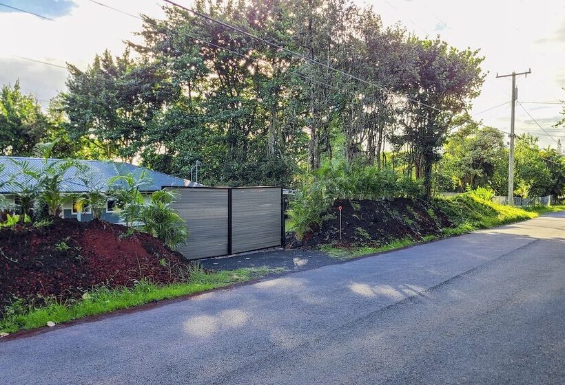 Luxury Hawaii Getaway: Close To Beach & Ocean