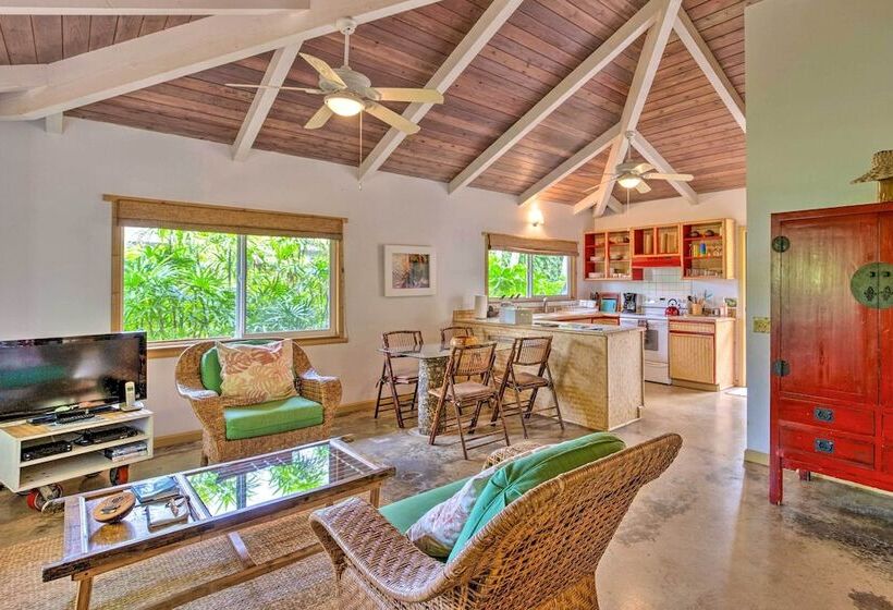 Melemele  Kapa A Cottage: 1 Block To Beach!