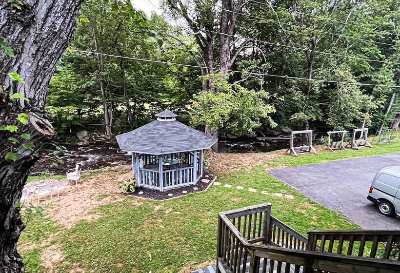 Мотель The Valley Inn