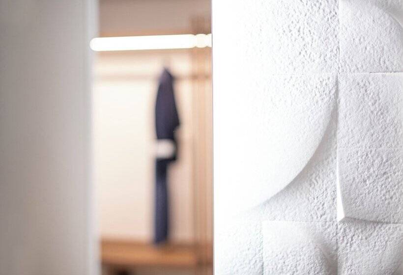 Mythodea Athens Suites