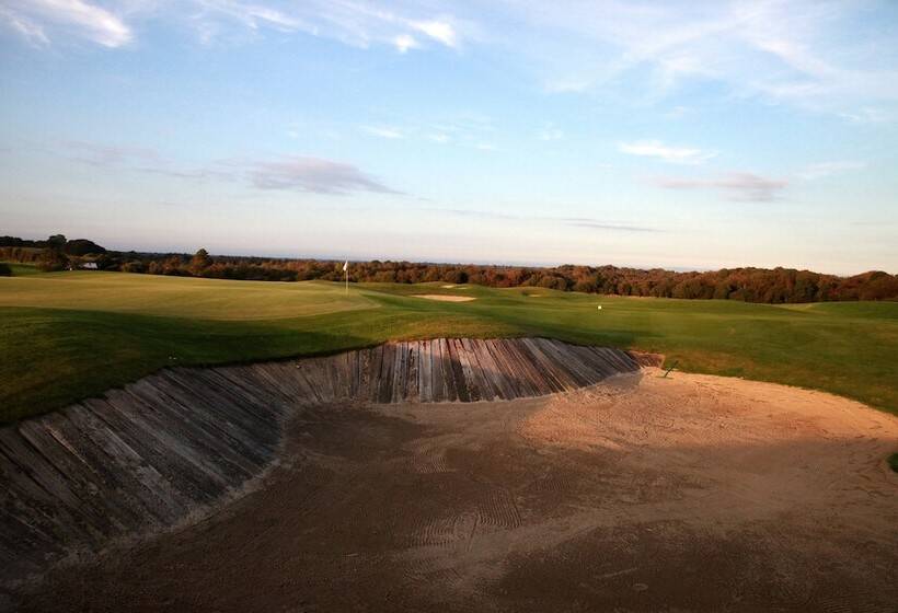 New Forest Golf Club Apartments