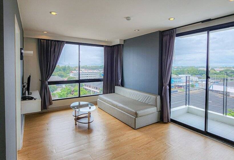 O2 Hotel Maesot