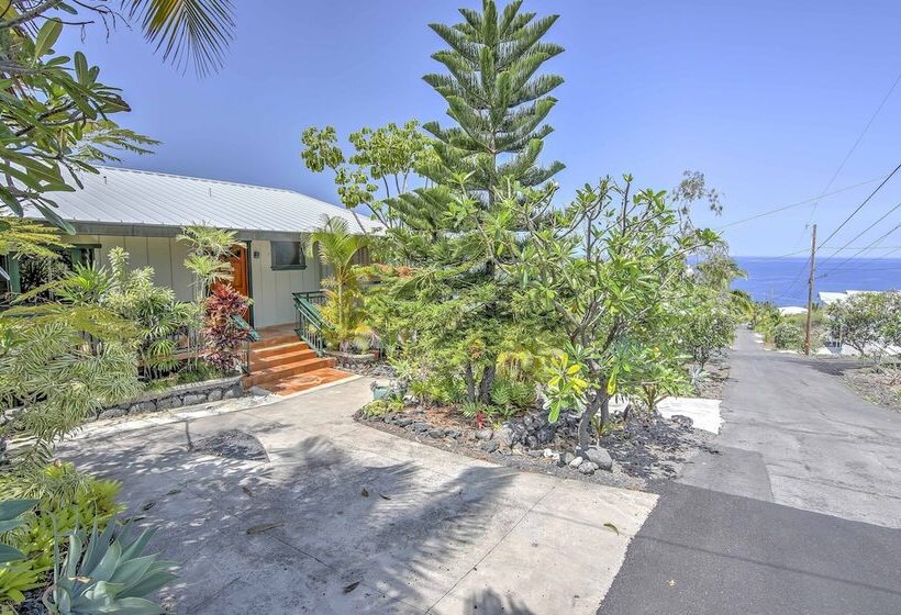 Ocean View Bungalow: Walk To Pebbles Beach!