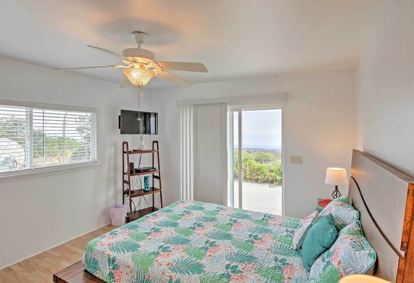Ocean View Bungalow W/ Lanai: 13 Mi To South Point